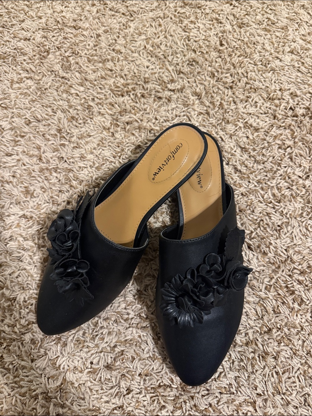 comfortview Black Floral Applique Slip-On Mules